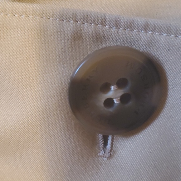 Authentic Burberry blazer - Picture 3 of 5